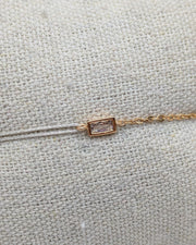 Bracelet petit rectangle mi chaîne mi cordon