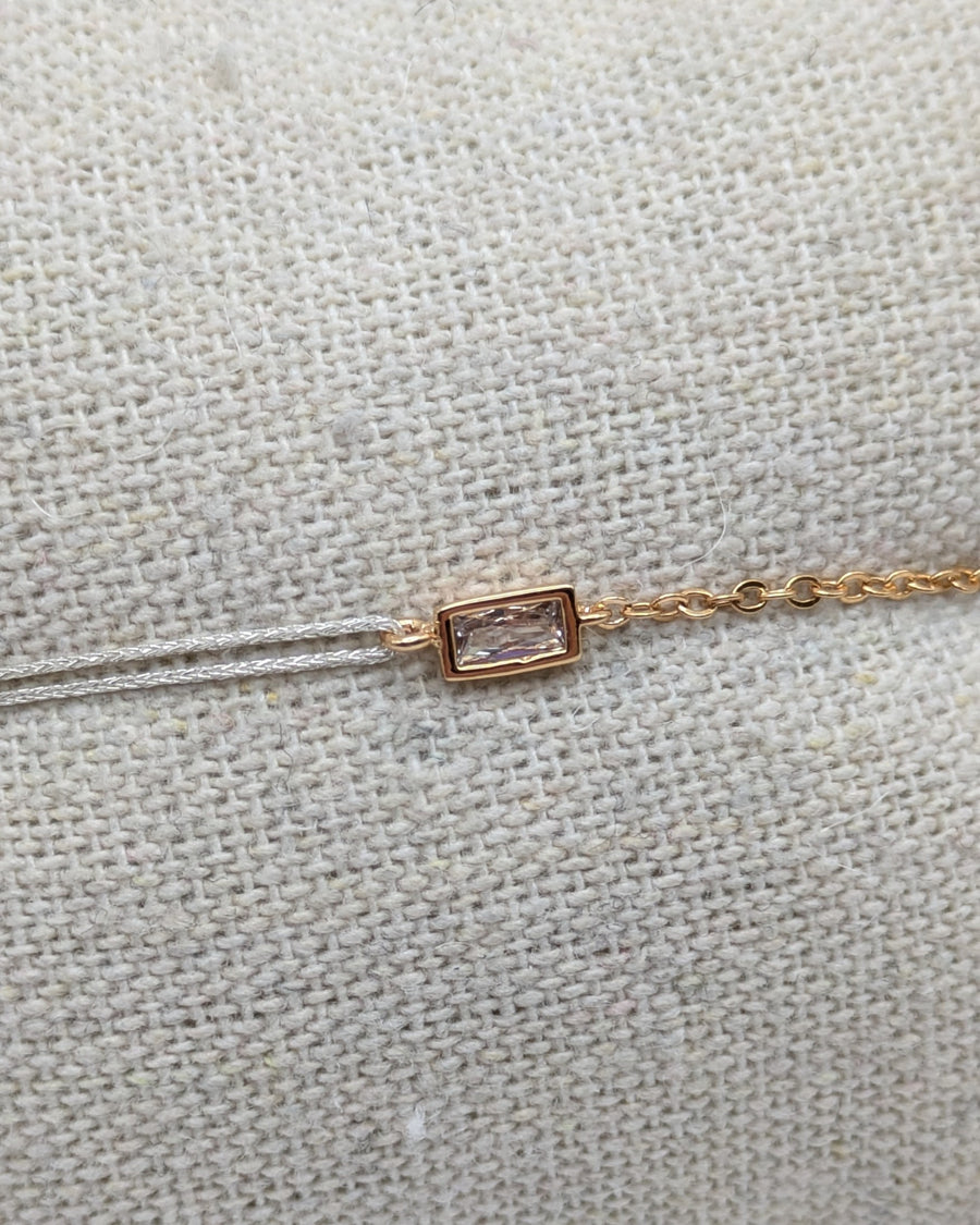 Bracelet petit rectangle mi chaîne mi cordon