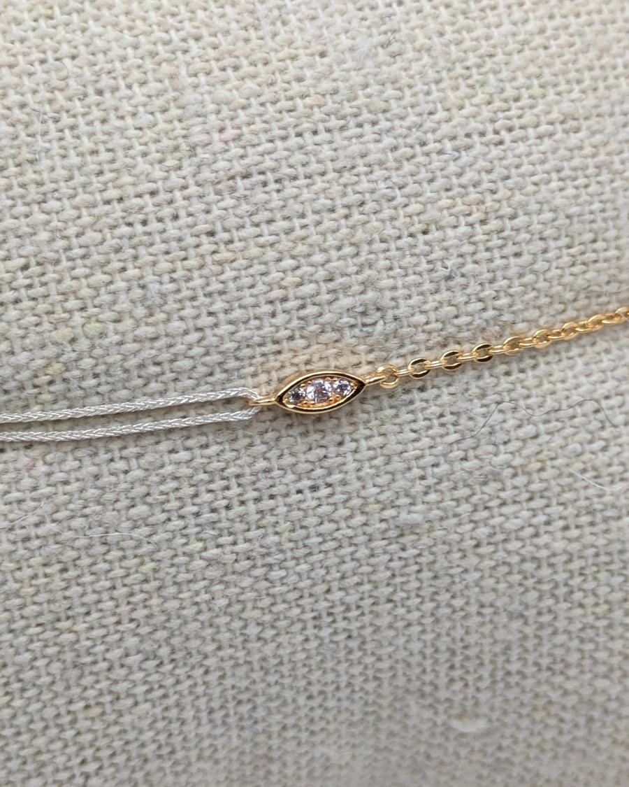 Bracelet petit œil mi chaîne mi cordon