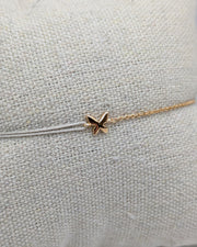 Bracelet mini papillon mi chaîne mi cordon