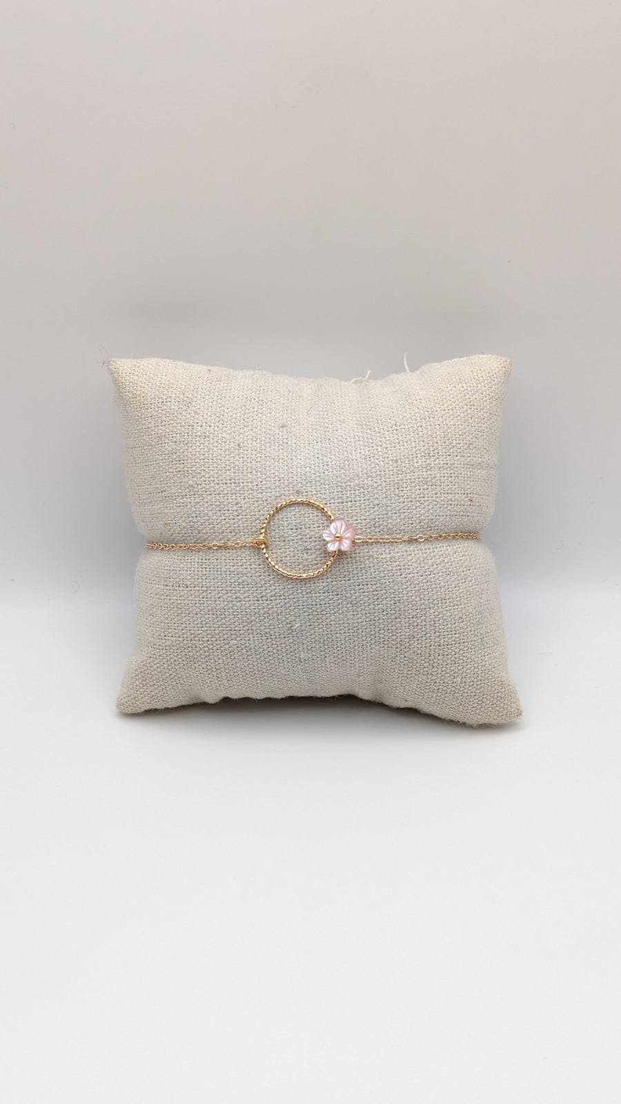Bracelet anneau avec fleur