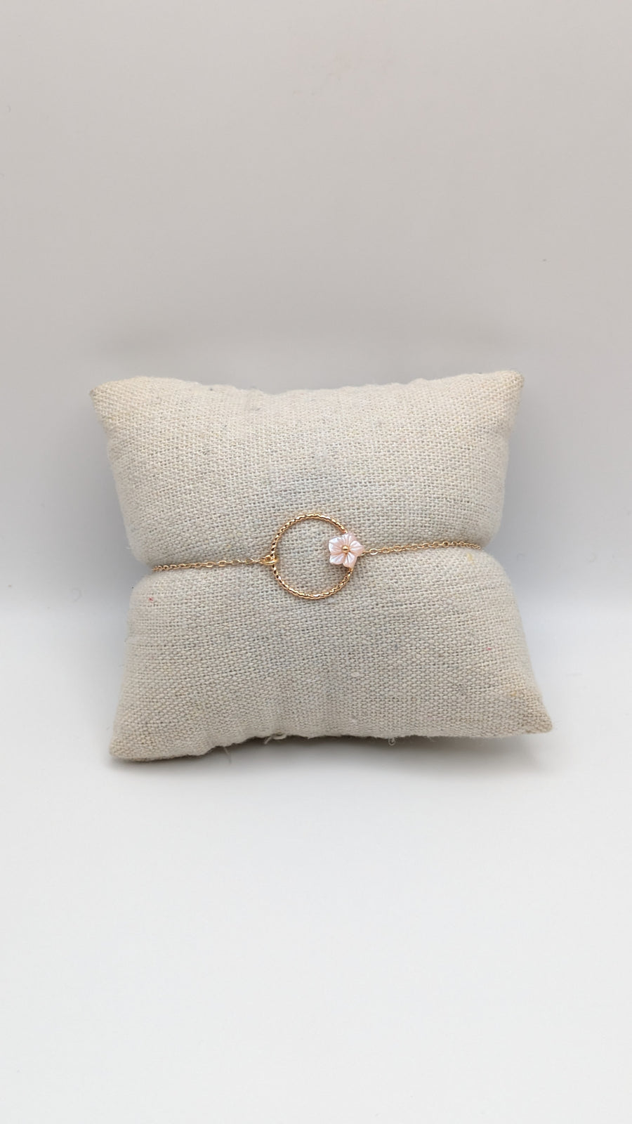 Bracelet anneau avec fleur