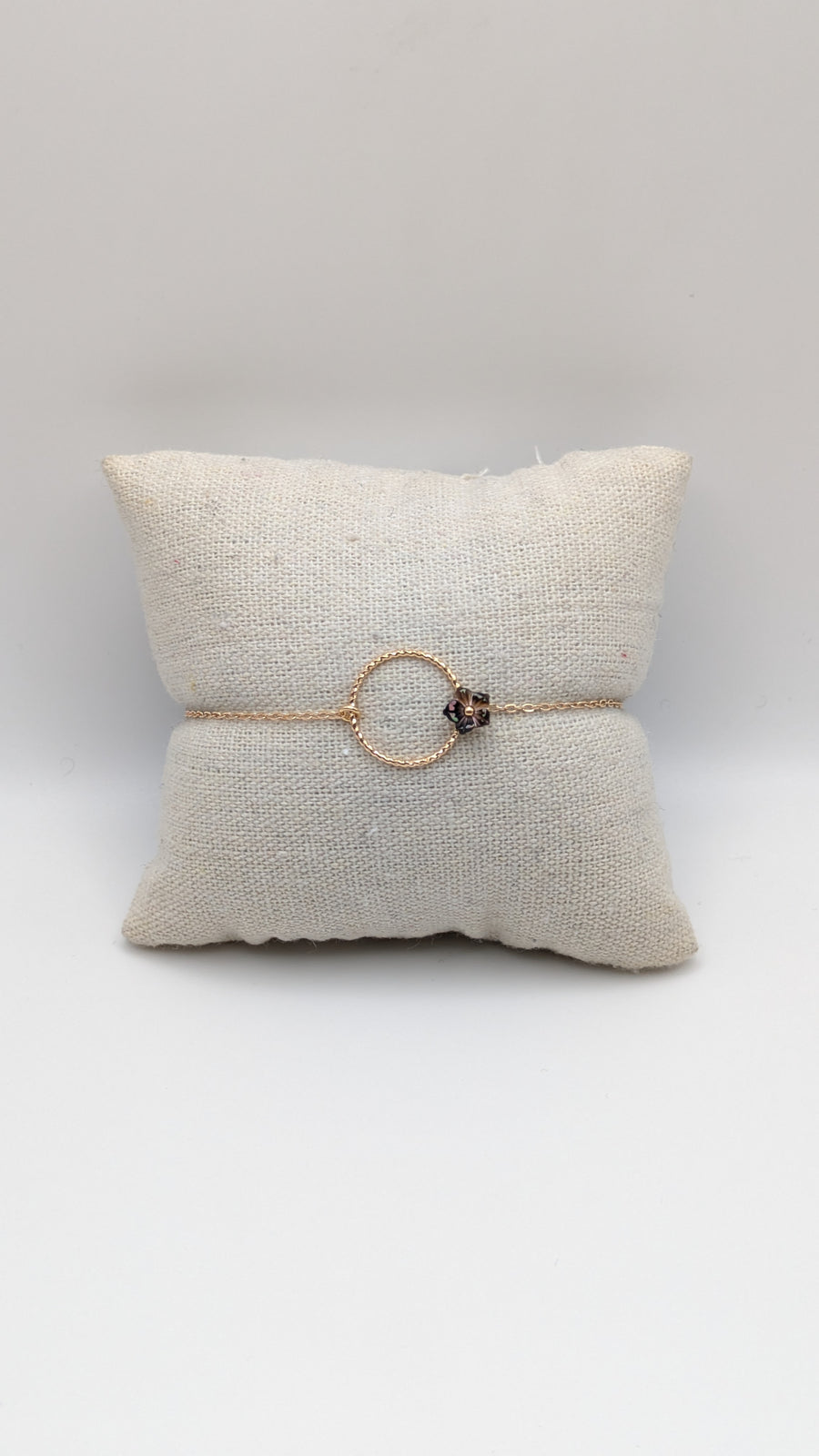 Bracelet anneau avec fleur