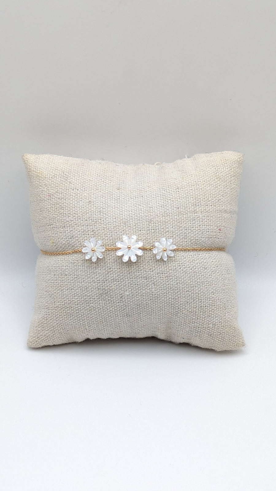 Bracelet triple fleurs en nacre